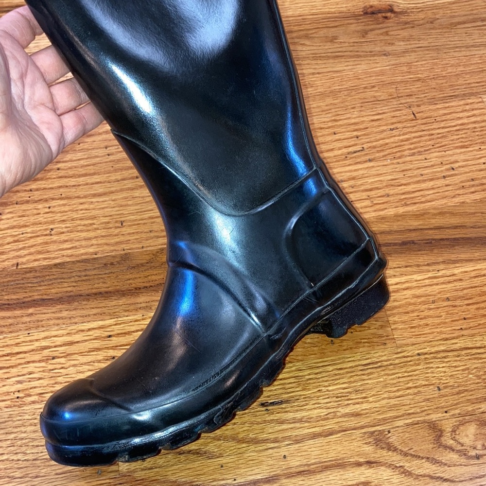Hunter Original Black Adjustable Gloss Rain Boots - Picture 12 of 15